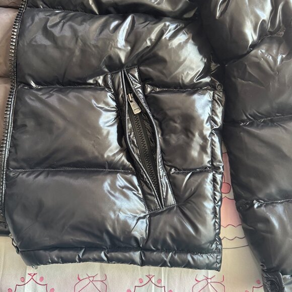 Moncler Black Puffer Jacket Excellent Condition - Picture 8 of 8